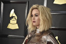 Katy Perry fan de un contouring cremoso