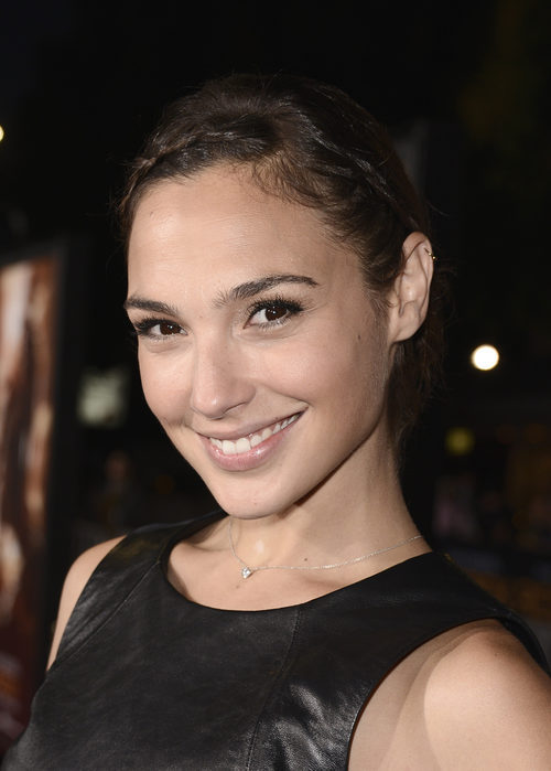 Gal Gadot opta por un look sencillo para los ojos