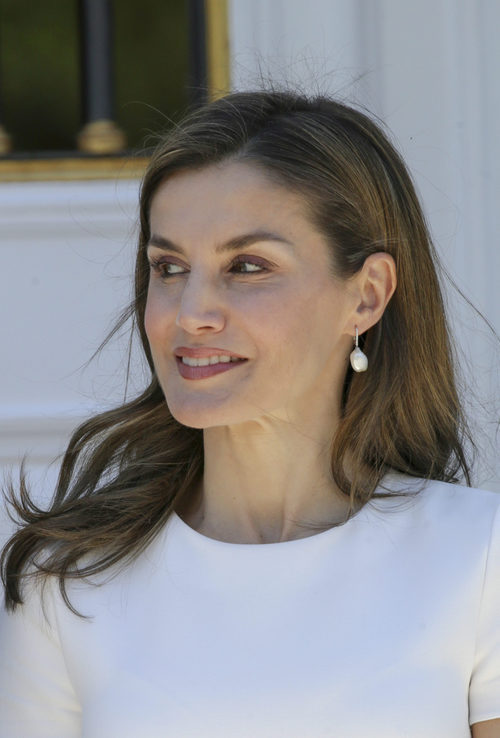 La Reina Letizia fan de los tonos mate para sus ojos