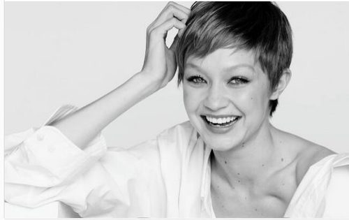 Gigi Hadid con un falso corte pixie