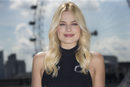Los tonos rosados triunfan en el maquillaje de Margot Robbie