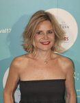 Eugenia Martínez de Irujo con una melena midi despeinada