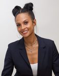 Alesha Dixon con recogido con dos moños
