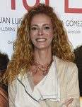 Paula Vázquez con melena extrarizada