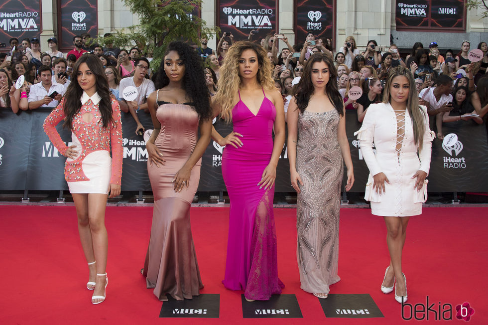 Fifth Harmony se conjuntan en el rosa