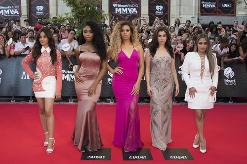Fifth Harmony se conjuntan en el rosa