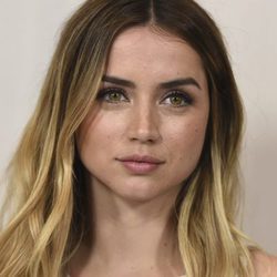 Ana de Armas y sus cejas perfectas