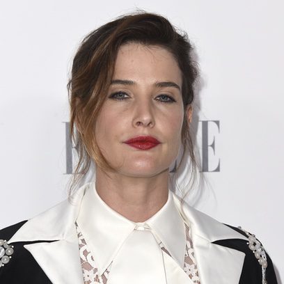 Cobie Smulders con ojos tristes en los premios ELLE Women en Hollywood