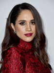 Meghan Markle, con un maquillaje impactante y unas ondas