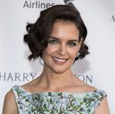 Katie Holmes luce melena corta en la gala de primavera del 'American Ballet Theatre'