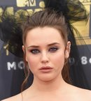 Katherine Langford se decanta por el estilo dramático en los MTV Movie & TV Awards 2018