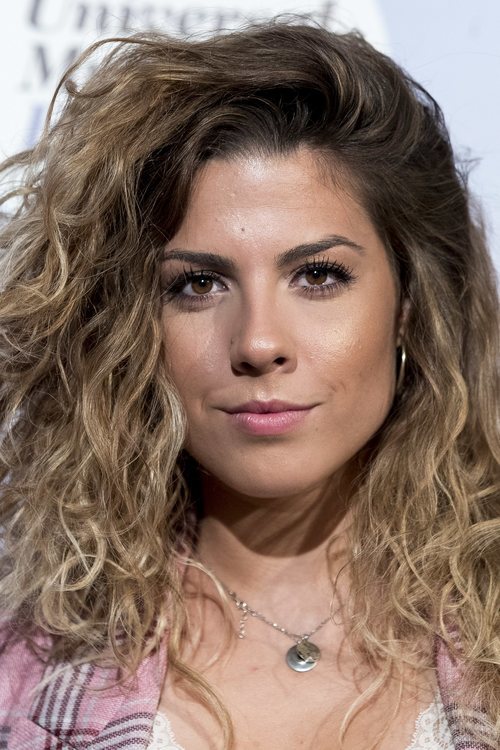 Miriam Rodríguez con el cabello ondulado en el concierto de Pablo López 2018