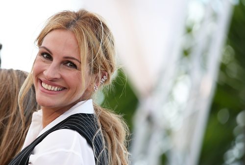 Julia Roberts, con una coleta durante el Festival de Cannes de 2016