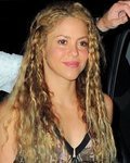 Shakira con el cabello ondulado paseando por Nueva York 2018