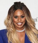 Laverne Cox opta por las trenzas en la fiesta Variety And Women In Film's 2018 Pre-Emmy