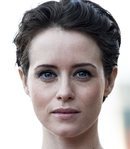 Claire Foy con un maquillaje oscuro en el Festival de Cine de San Sebastián 2018
