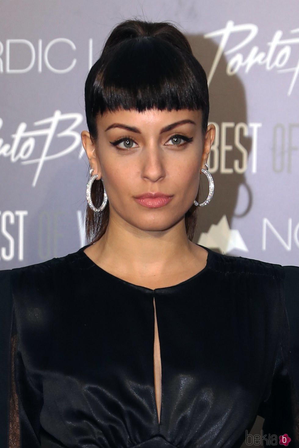 Hiba Abouk luce nuevo flequillo