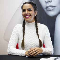 Cristina Pedroche apuesta por un peinado de trenzas sencillo