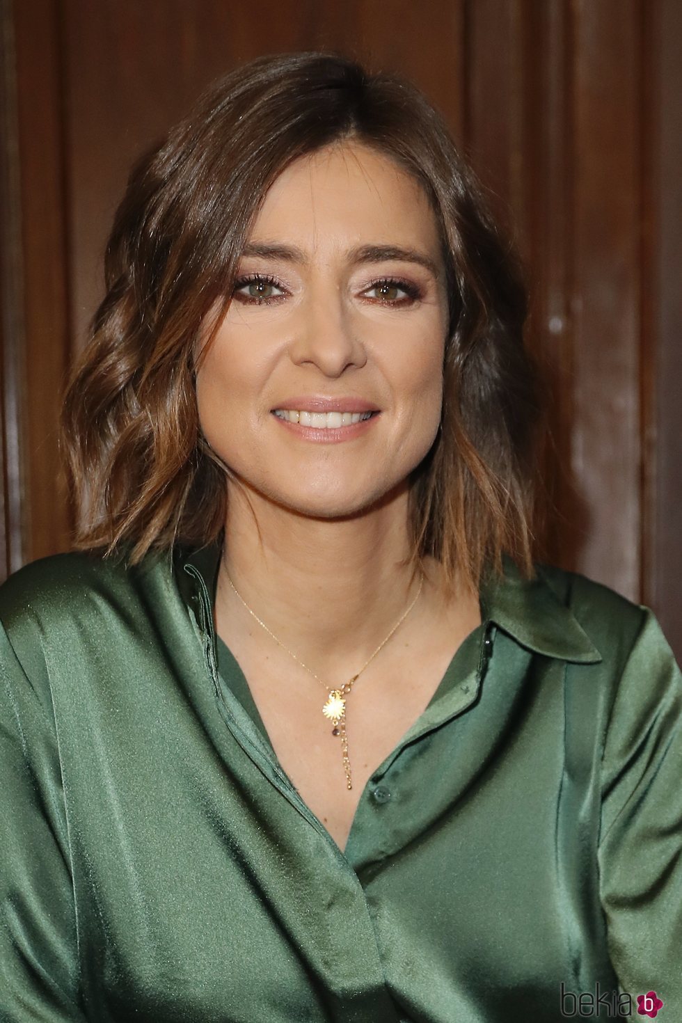 Sandra Barneda luce un maquillaje muy suave en la presentación de su nuevo libro