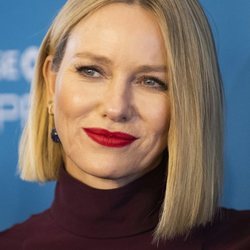 Naomi Watts con pintalabios rojo en Sundance 2019