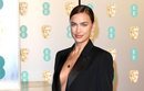 Irina Shayk posando en los Premios Bafta 2019