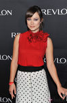 Olivia Wilde con estilo años 50