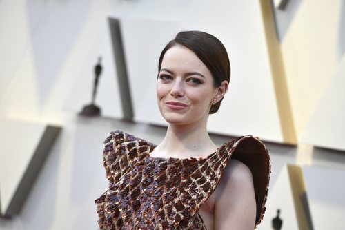 Emma Stone corte de pelo estilo bob Premios Oscar 2019
