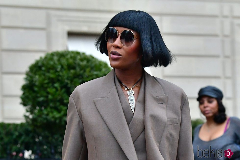 Naomi Campbell se corta el pelo estilo bob