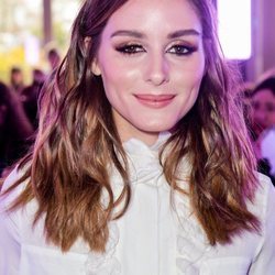 Olivia Palermo con una brillante sombra de ojos
