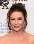 Catherine Zeta-Jones con un recogido