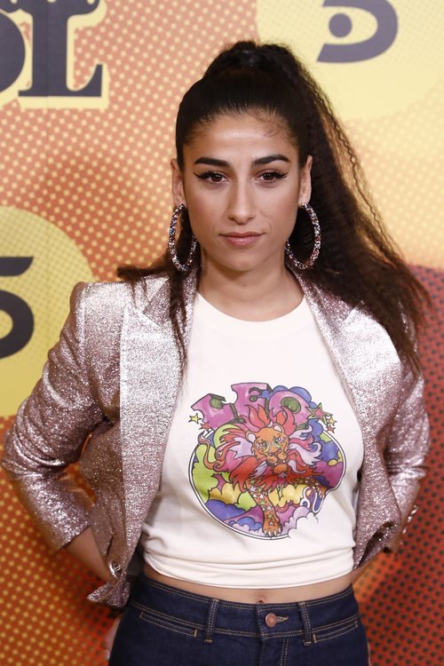 Carolina Yuste con coleta alta
