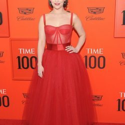 Emilia Clarke media melena lisa