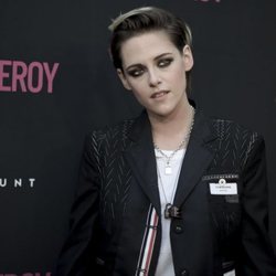 Kristen Stewart beauty look oscuro