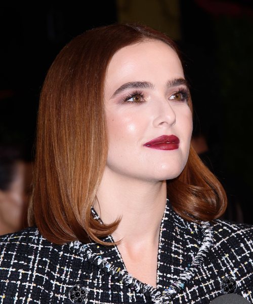 Zoey Deutch en la cena de Chanel tras el Festival de Cine de Tribeca 2019
