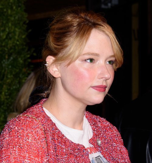 Haley Bennett durante la cena de Chanel tras el Festival de Cine de Tribeca 2019