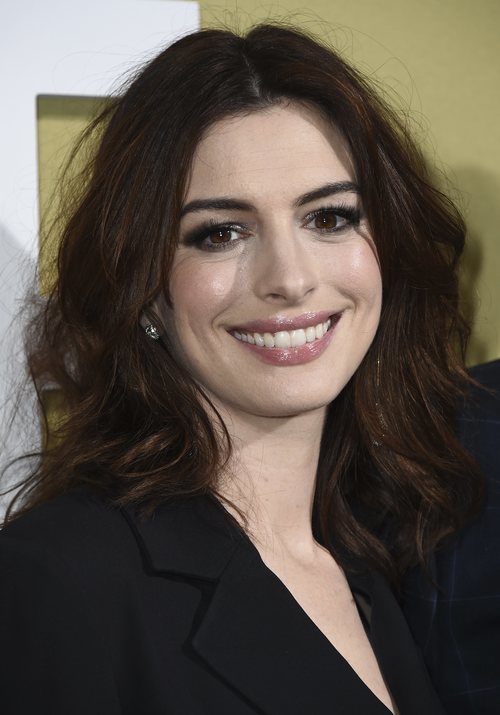 Anne Hathaway en la premier de su película 'The Hustle'