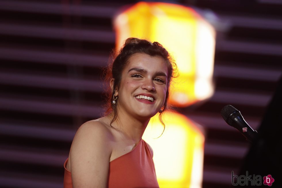 Amaia Romero actúa con beauty look natural en el 'Museums Day'