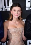 Millie Bobby Brown asiste a la presentación de la película 'Godzilla' en Londres con vestido de Dior
