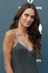 Dalianah Arekion con sombras azules en el 25 aniversario de la revista GQ