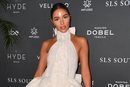 Olivia Culpo acude de invitada a la fiesta Hot 100 Maxim con una cara llena de brillos