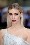 Vanessa Kirby en el pase especial de 'Fast&Furiou: Hobbs & Shaw' con maquillaje sobrio