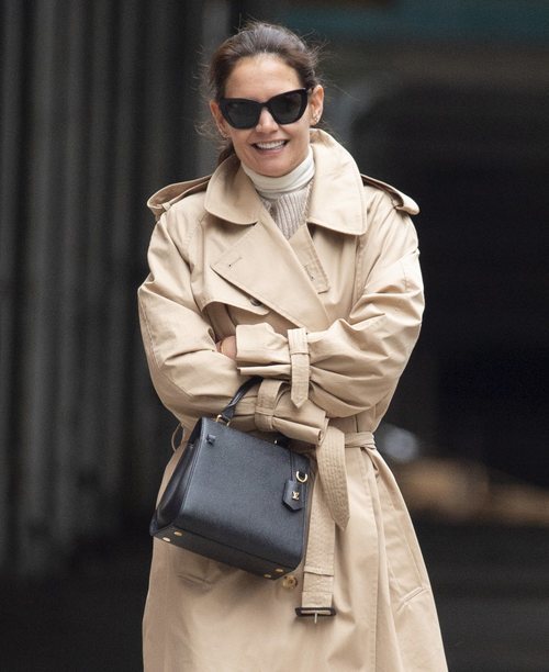 Katie Holmes sin maquillaje paseando por Nueva York
