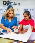 La Reina Máxima de Holanda completamente despeinada en India