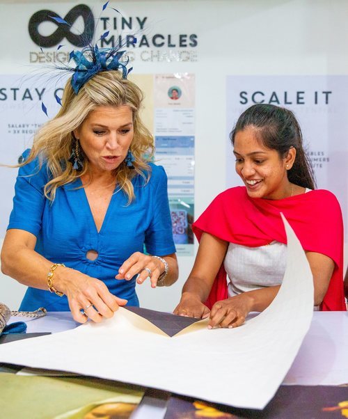 La Reina Máxima de Holanda completamente despeinada en India