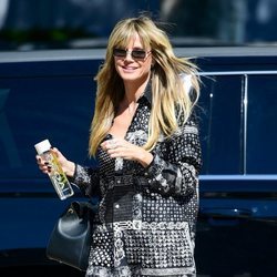 Heidi Klum con flequillo largo en Los Ángeles