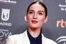María Valverde apuesta por la sombra dorada para la fiesta de los nominados a los Goya 2020