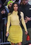 Kim Kardashian luce un beauty look impecable
