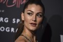 Rachel Matthews con un perfecto eyeliner verde en la Fiesta de Vanity Fair 2020 en Los Ángeles