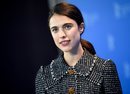 Margaret Qualley con un beauty look inapropiado