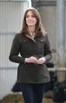 Kate Middleton sin maquillaje durante su visita a una granja del Condado de Meath